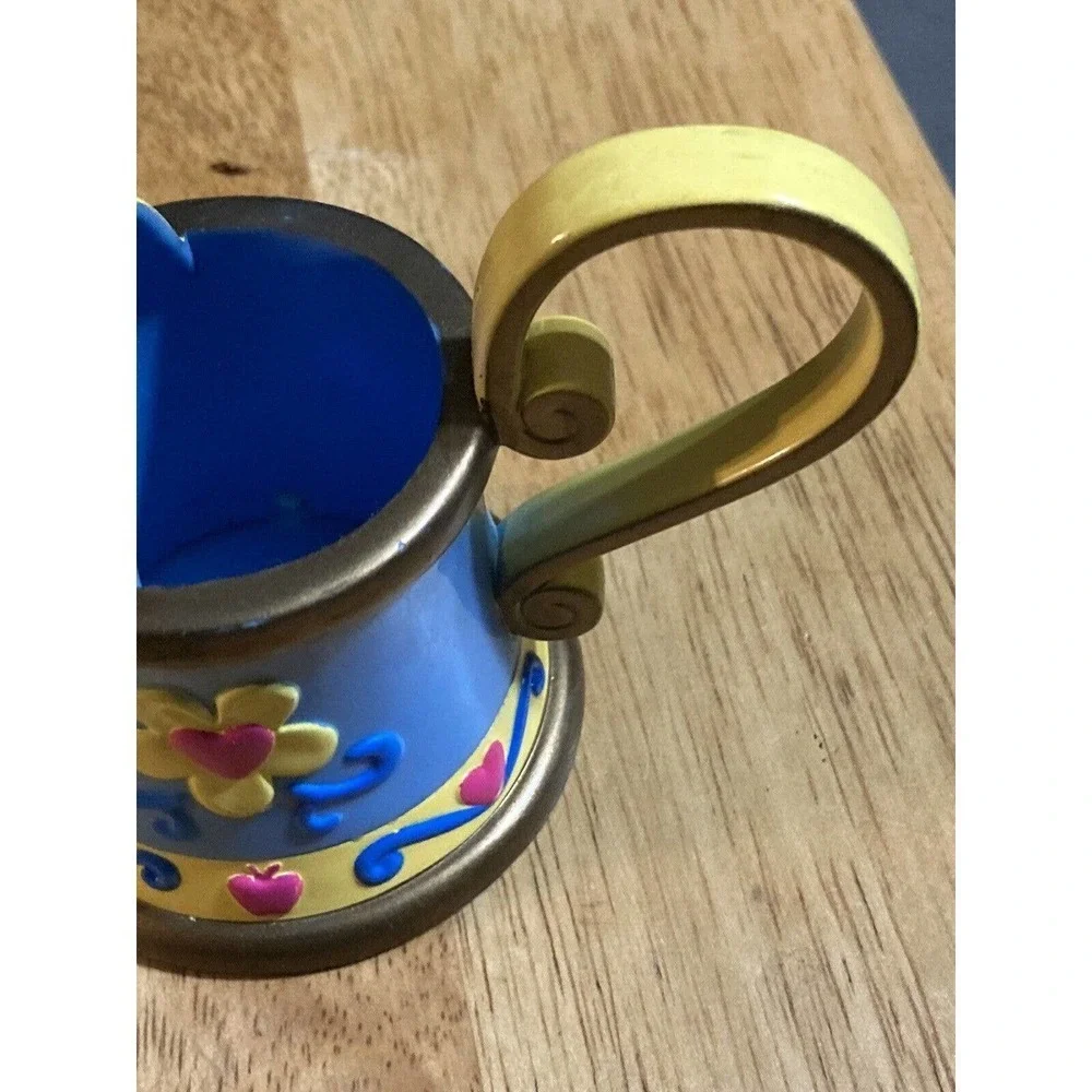 N/A blue yellow